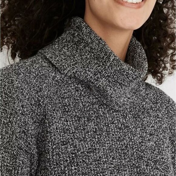 MADEWELL Eastbrook Turtleneck Cross-Back Sweater in Cotton-Merino Yarn - Women's - Picture 3 of 11